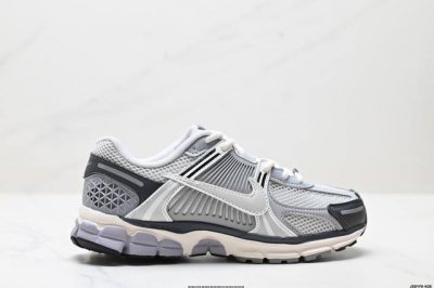 Company-Level Nike Zoom Vomero 5 Marathon Retro Running Fifth Generation Casual