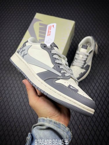 b Travis Scott X Nike Air Jordan 1 Low Air Jordan 1 Low Reverse Beige Black S