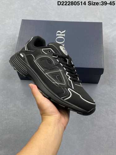 Dior High-End Luxury Brand, Embodies Sophisticated Elegance Dior Low-Top Sneaker