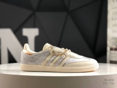 Adidas Addis Original Samba Og Retro Samba Sneakers This Samba Shoe Showcases Hi