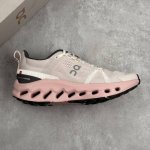 Local Core Private On Angpao Cloudsurfer Trail Low-Top Comfort Mesh Shock-Absorb