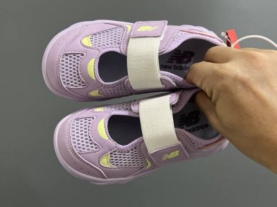 New 920 Mary Jane Mesh And Velcro Children's Sandals Size: 24-37 Fashionable And