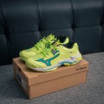 Core Private Mizuno Wave Lightning Z8 Comfortable, Non-Slip And Wear-Resistant L