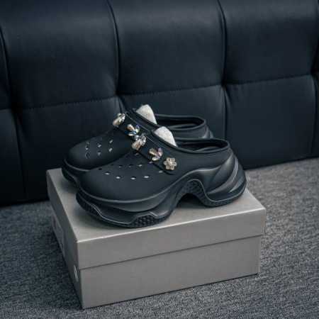 Core Private 2025 Zhao Lusi, New Rising Trend Shoe Brand Ggcc Gg-Cc Lin Yuncheng - Click Image to Close