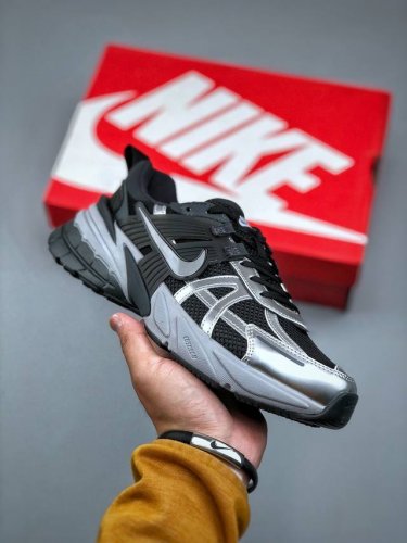 Nike V2K Runtekk Corporate Version Shock-Absorbing And Non-Slip Retro Low-Top Ru