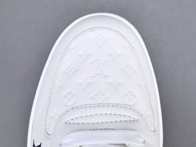 Channel Advantage Counter Version Of The Louis Vuitton Rivoli Canvas Lace-Up Rou