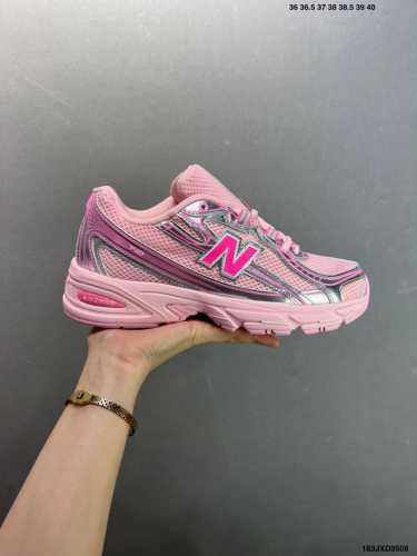 Company-Level New Balance Vintage Running Shoes New Balance 740 Series New Balan