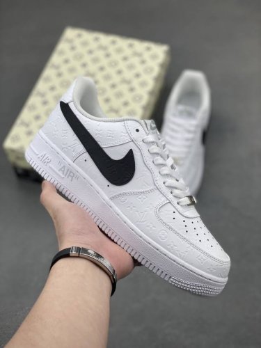 Limited Overseas Release! Company-Grade Nike Air Force 1 '07 Low Air Force One L