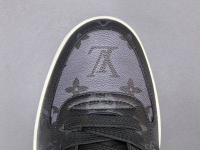 Channel Advantage Counter Version Of The Louis Vuitton Rivoli Canvas Lace-Up Rou