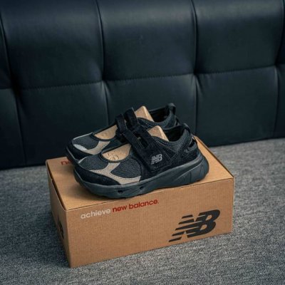 Core Private New Balance Breeze New Balance Mary Jane Low-Top Casual Shoes Item