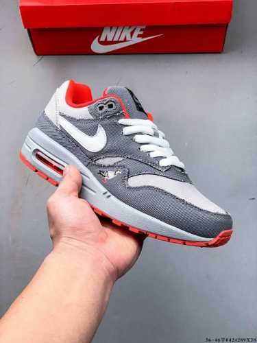Company Level! Nike Nike Air Max 1 87 Limited Color Air Cushion Running Shoes 04