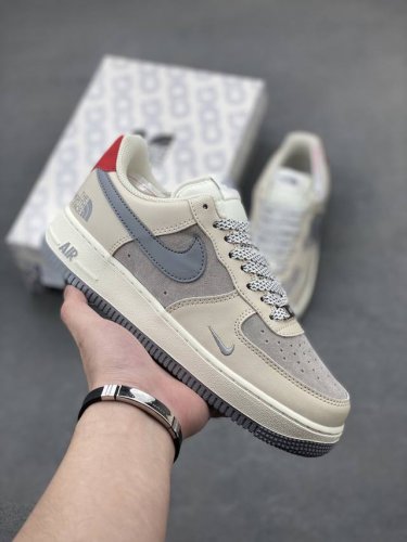 Overseas Limited Release! Company-Level Nike Air Force 1 '07 Low Air Force One L