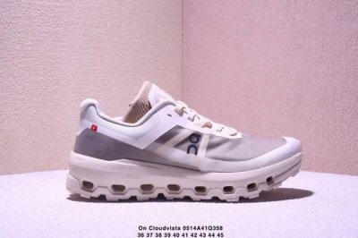 On Cloudvista 2 Running Shoes Thick-Soled Elevated Dad Sneakers. The On Cloudvis