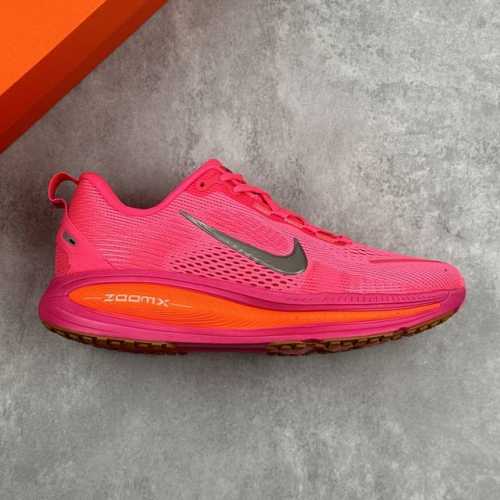 Local Core Private Company-Level Nike Vomero 18 Nike Comfortable Shock-Absorbing