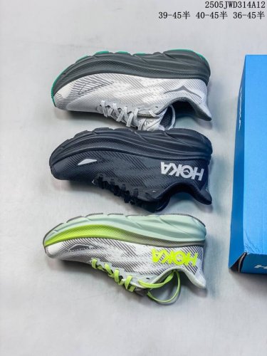 Features A Breathable Knit Engineering Material Upper, Lightweight High-Elastici