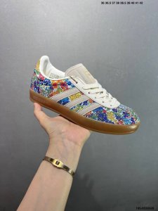 Adidas Gazelle Indoor Jp6900 Casual Durable Lightweight Low-Top Sneaker This Adi