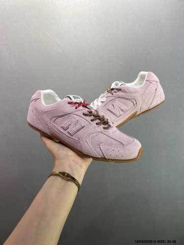 Corporate-Level Miu Miu X New Balance Joint Sports Shoes New Balance 530 College