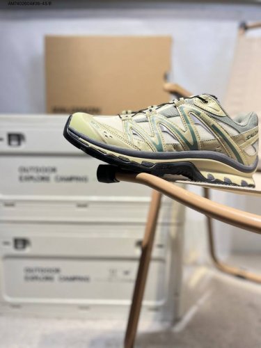 French Outdoor Brand - Salomon Xt-Quest Gtx Explorer Series Trendy Off-Road Func