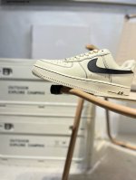 Nike Nike Air Force 1 '07 Air Force One Versatile Casual Sneakers. Soft, Highly
