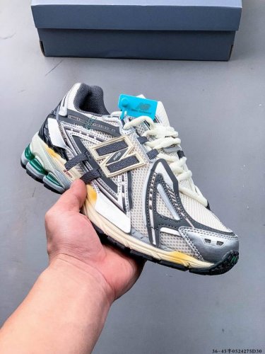 new Balance M1906Ri Nb Treasure Dad Shoe Model With Retro Elements And Textur