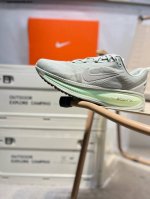 Nike Air Zoom Vomero 18 New Technology Developed Ahead Of Time, Authentic Runnin