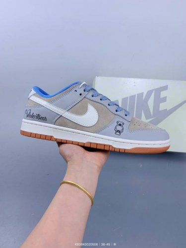 Company-Level Nike Sb Dunk Low Violent Bear Collaboration Gray-Blue Raw Rubber A
