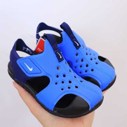 Nine-Grid Detail Image. High-Quality Nk Foot-Protecting Hole-Patterned Sandals.