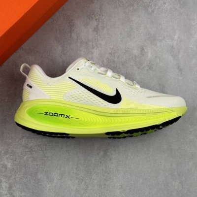Local Core Private Company-Level Nike Vomero 18 Nike Comfortable Shock-Absorbing
