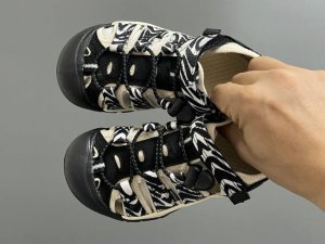 Overseas Edition Keen Keen Stream-Crossing Two-Way Children's Sandals Size: 26-3