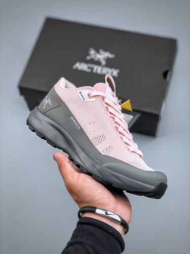 arcteryx Arc'teryx Aerios Women's Low-Top Hiking Shoes Pink Coarse Mesh Large