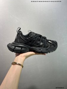 Company-Grade Balenciaga Phantom Sneaker - Unbeatable Value For Money. Parisian-