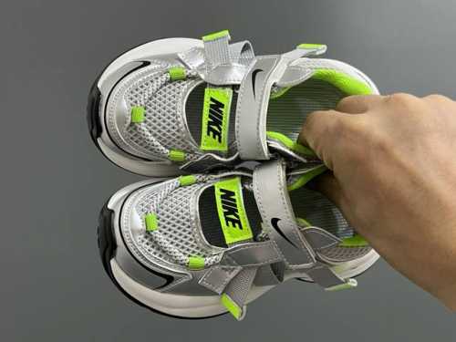 Nike New Magic Tape Children's Dad Sandals Size: 26-37 Not A Fan Of Sandals? Che
