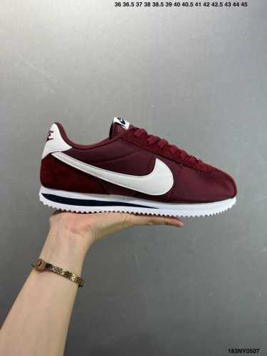 Nike Classic Cortez - Nike's Classic Lightweight And Comfortable Forrest Gump St