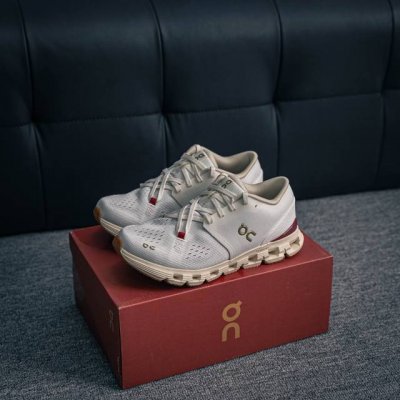 Core Private On Cloud X 4 Comfortable And Lightweight Low-Top Running Shoes. The