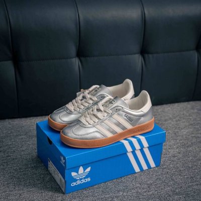 Core Private Adidas Originals Gazelle Indoor Three-Leaf Clover Retro Slip-Resist