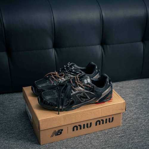Core Private Miumiu X New Balance 530 Series Italian Luxury Brand Miu Miu Joint