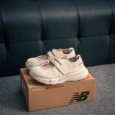 Core Private New Balance Breeze New Balance Mary Jane Low-Top Casual Shoes Item