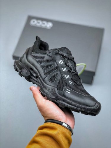Ecco Ecco Leather Strips And Mesh Are Breathable, Combining Classic And Modern C