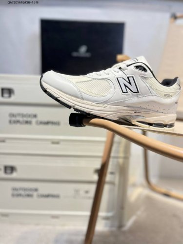 M Pure Original Special Price New Balance M2002R Nb New Balance Retro-Style Fabr
