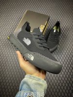 b Corporate-Level The North Face Clyffe Comfortable And Versatile Non-Slip We