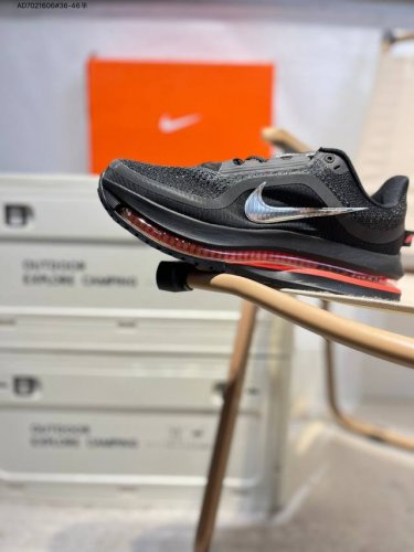 nike Pegasus Premium Airscape Comfortable And Versatile Shock-Absorbing, Non-