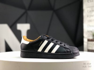 Adidas Ad Originals Superstar Shell Toe Using A New Top Layer Of Stitching Leath