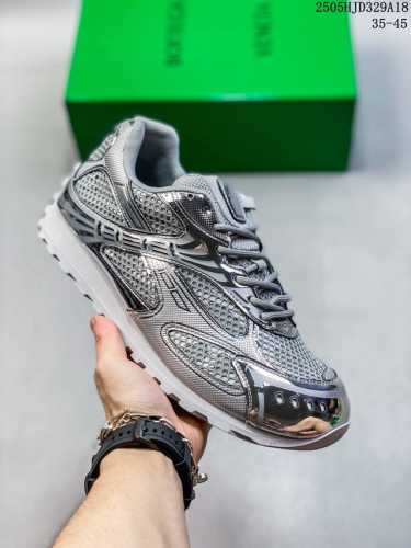 Top Version Couple Model Bottega Veneta 23Ss Autumn And Winter Show Model Bv Orb