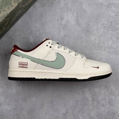 Local Core Private Nike Sb Dunk Low X Gucci White, Green, And Red Star-Print Low