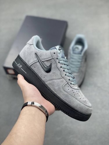 Limited Overseas Release! Company-Grade Nike Air Force 1 '07 Low Air Force One L