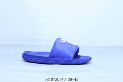 Nike Kobe Kobe Comfortable Foot Feel Anti-Wear Non-Slip Casual Beach Sports Slip