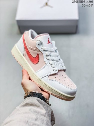 Company-Grade Air Jordan 1 Low Aj1 Low-Top Casual Skate Shoes. Official Colorway
