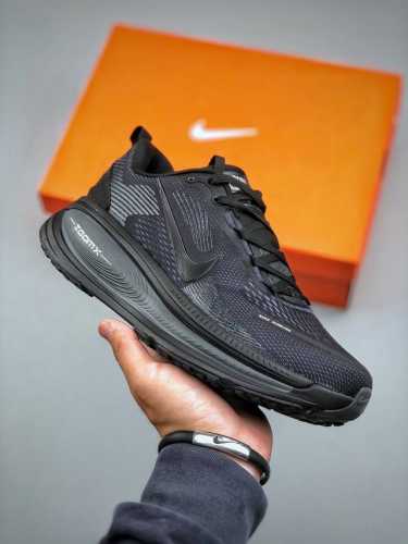 Nike Vomero 18 Zoomx Triple Black Vomero 18 Series Low-Top Lightweight Thick-Sol