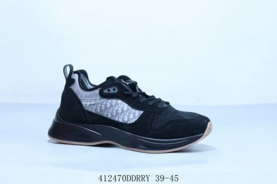 Dior Continuing Dior's Classic Style. The Comfortable Sheepskin Lining With Embo