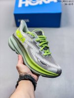 Features A Breathable Knit Engineering Material Upper, Lightweight High-Elastici